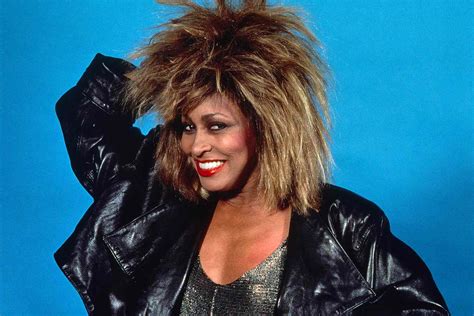 tina turner no wig|Tina Turners Stylist Reveals She Sewed Her Own Wigs